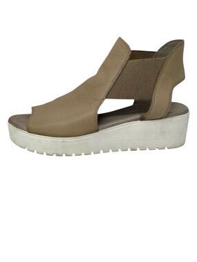 Django & Juliette Ozzie platform Sandal EU 39